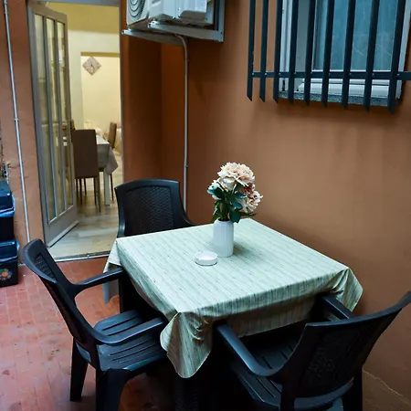 Apartment Ca La Perla-parcheggio Gratuito,wi-fi,terrazzino E Aria Condizionata *